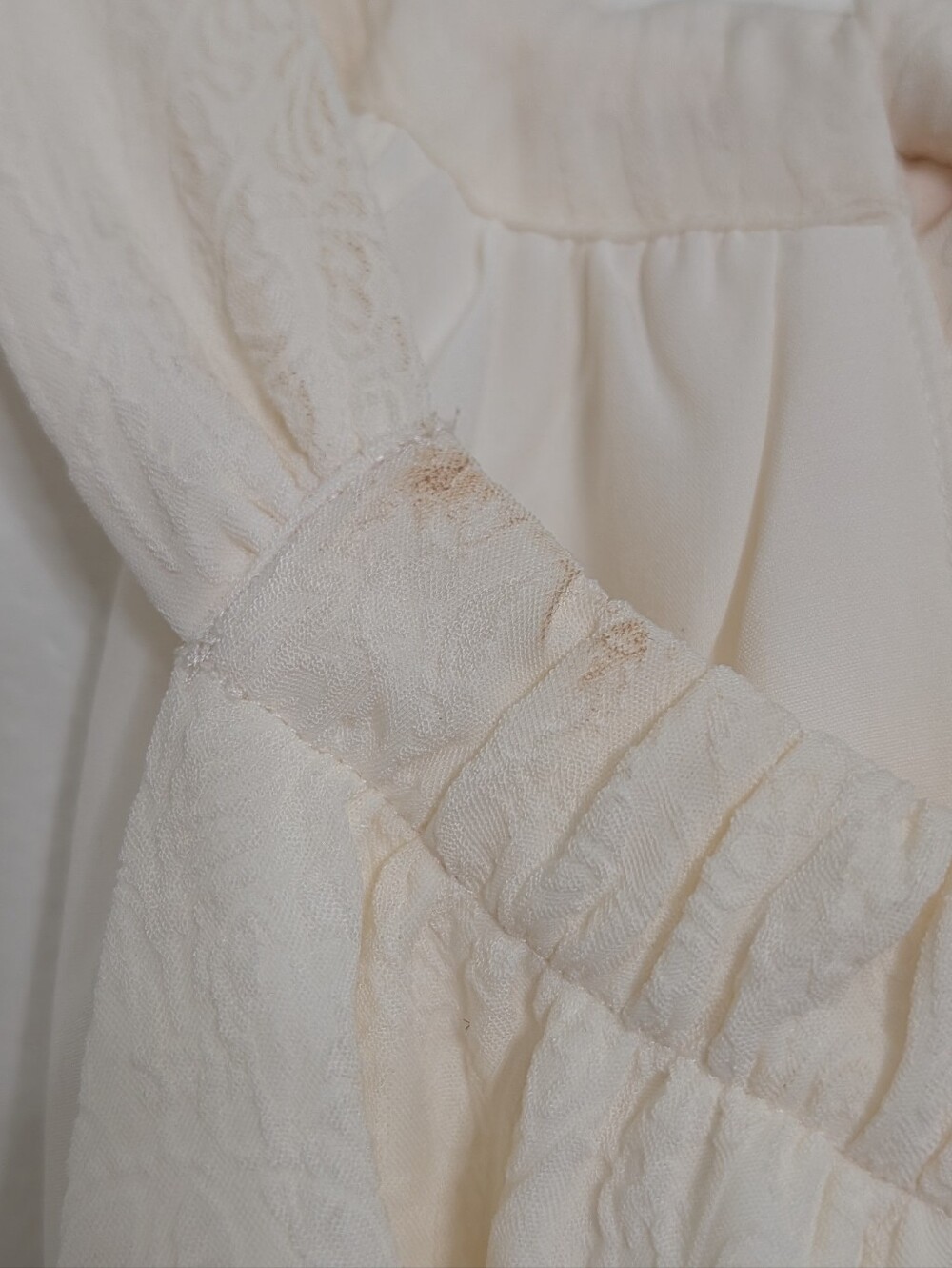 BCBG Maxazria Dress Large Off White Halter Flowy Textured Print Bridal Bride - Picture 7 of 10